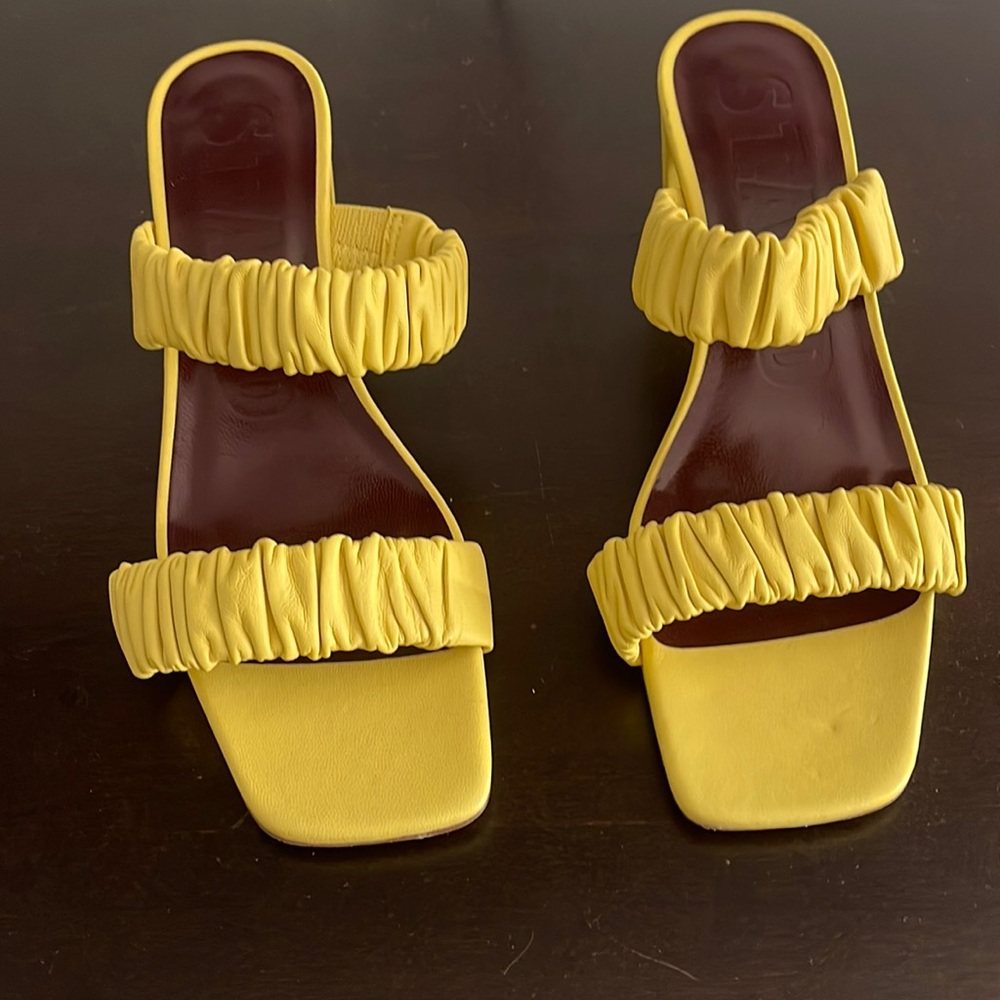 Brand new STAUD Frankie Ruched slide sandal